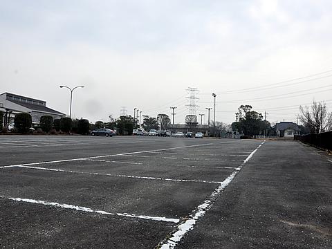 農村環境改善センター前　駐車場01