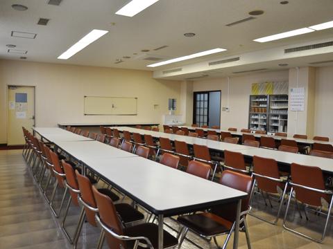 つつみ会館内観05